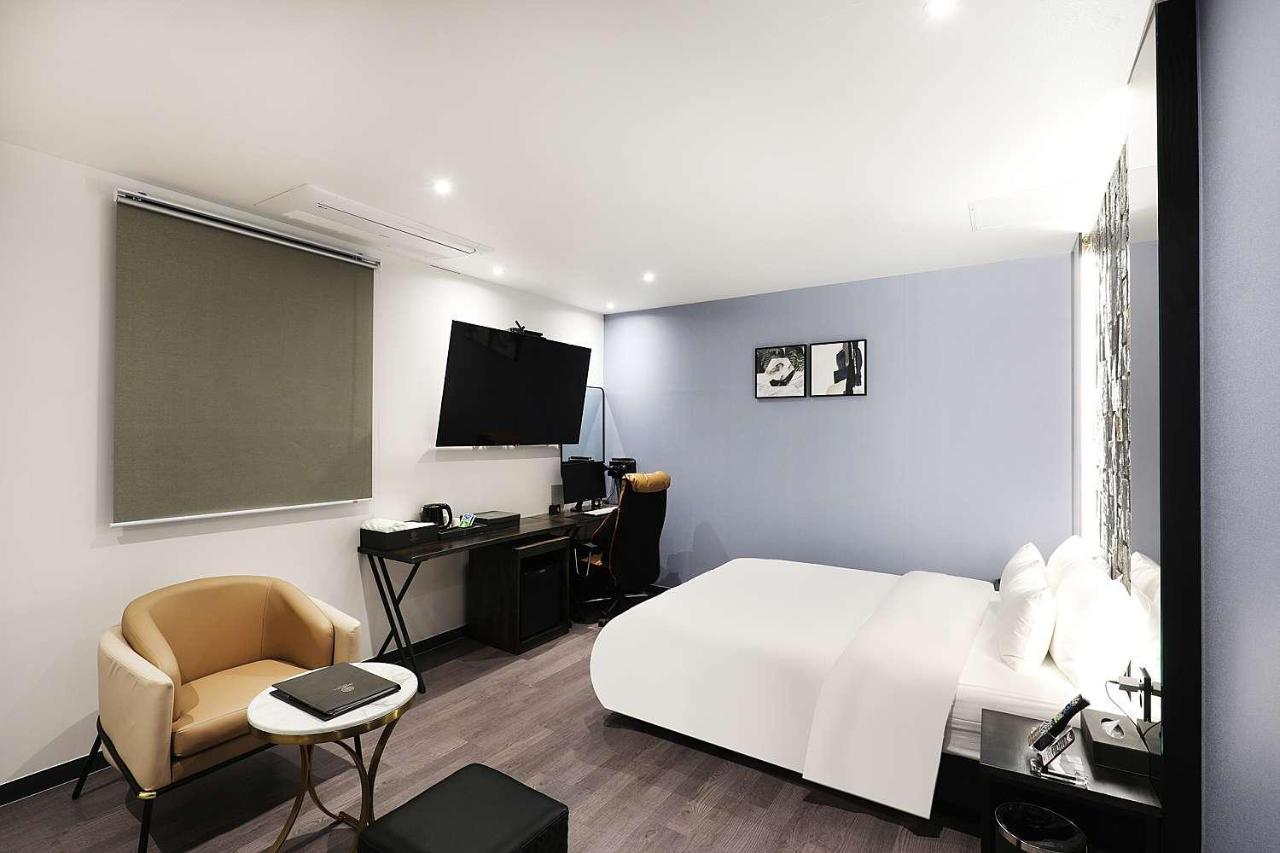 Mariposa Hotel Songtan Pyeongtaek Buitenkant foto
