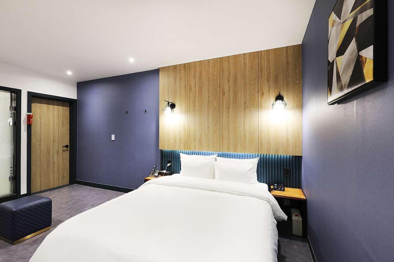 Mariposa Hotel Songtan Pyeongtaek Buitenkant foto