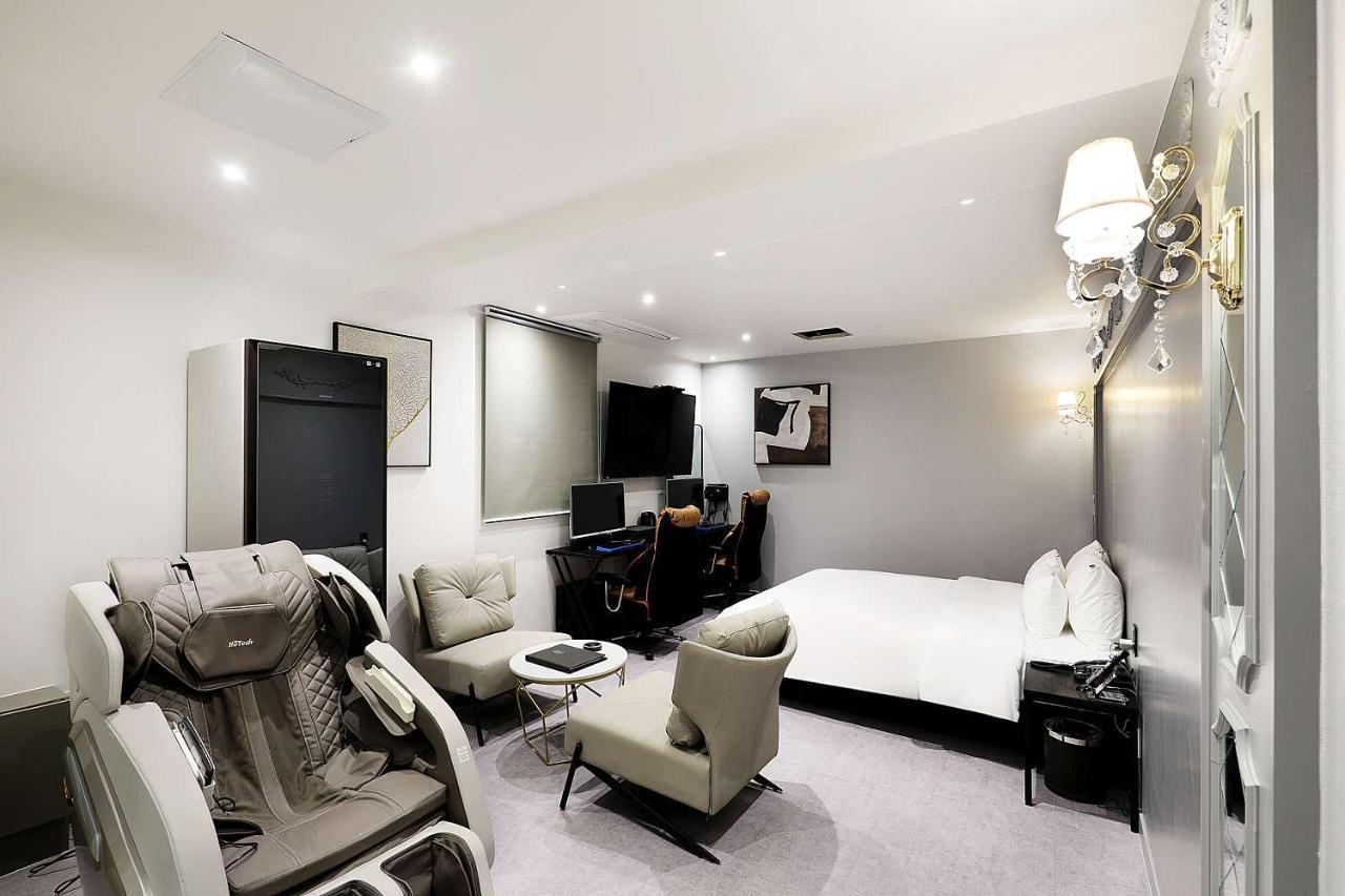 Mariposa Hotel Songtan Pyeongtaek Buitenkant foto